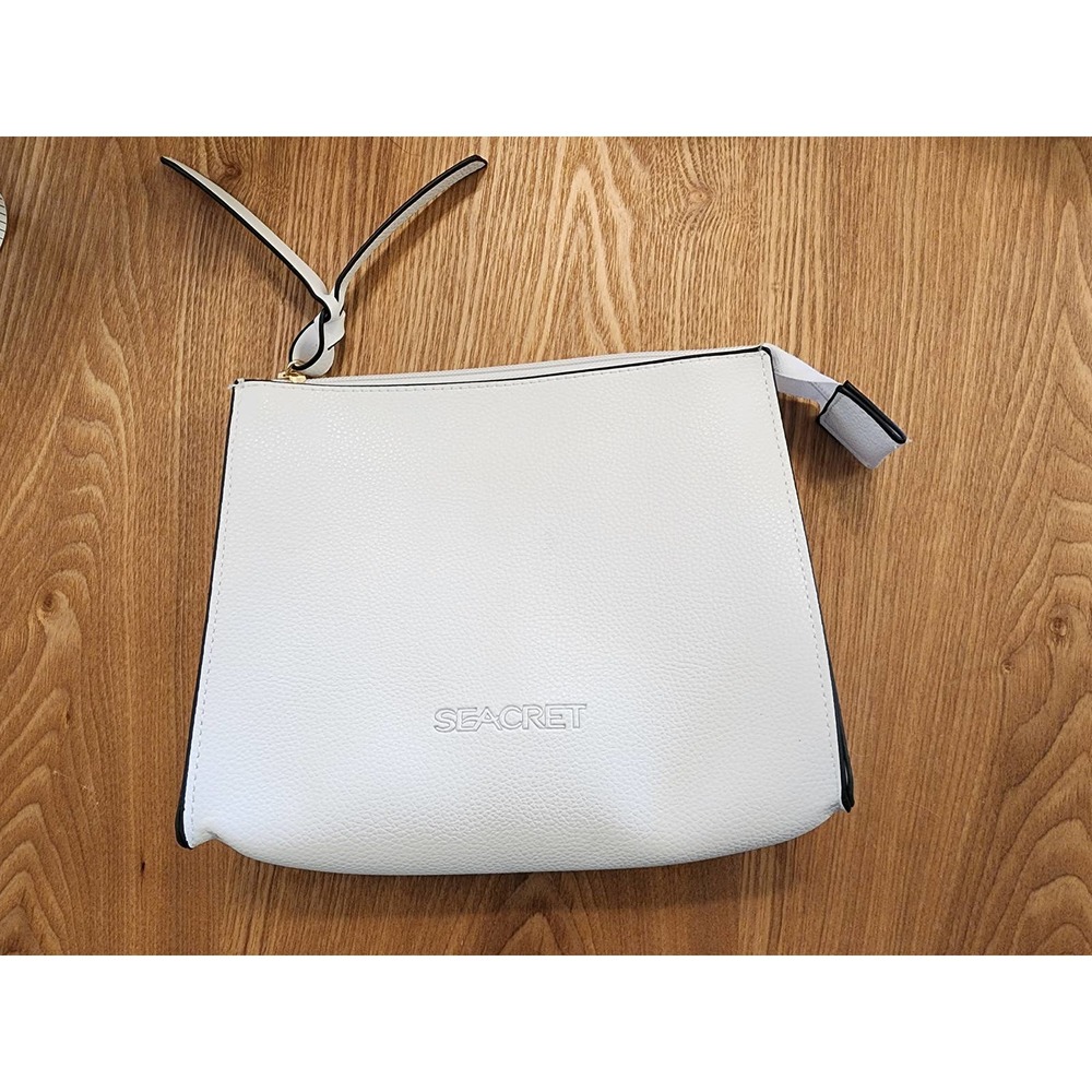 Seacret Women's Accessory Bag - New w/o tags